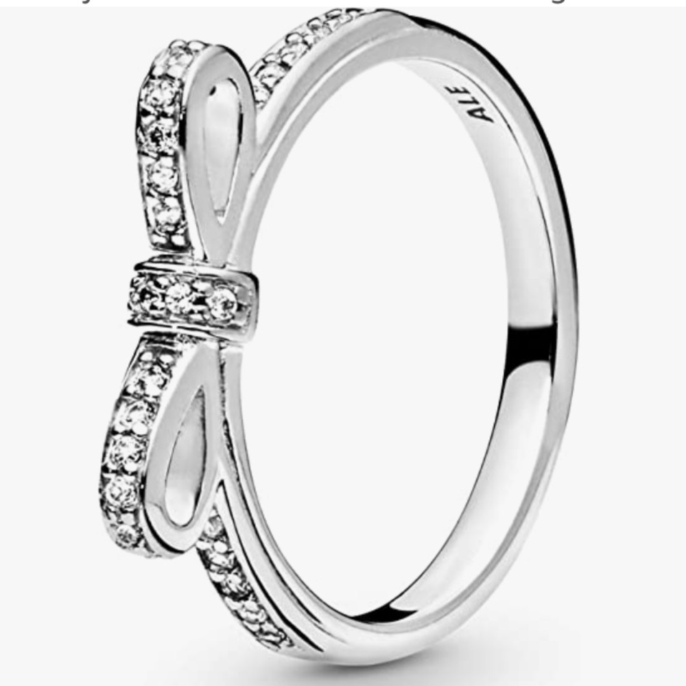 Pandora Sparkling Bow Ring size 7 / 54